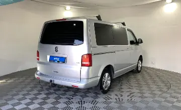 Volkswagen Caravelle 2009 года за 9 975 000 тг. в Павлодар