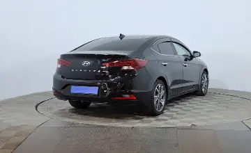 Hyundai Elantra 2019 года за 6 790 000 тг. в Астана