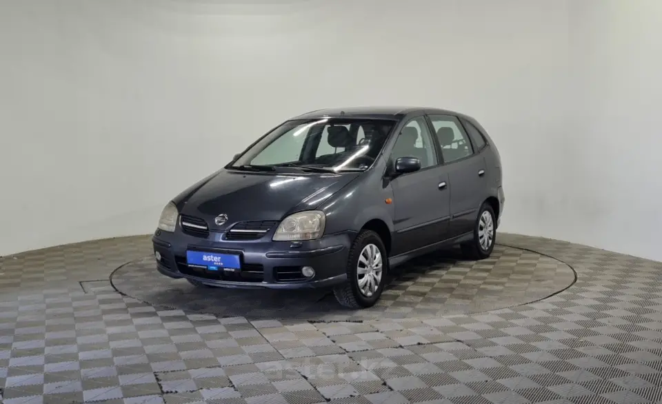 2003 Nissan Almera Tino