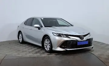 Toyota Camry 2018 года за 10 790 000 тг. в Астана фото 3