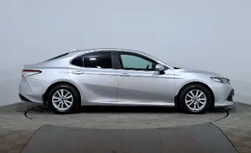 Toyota Camry 2018 года за 10 790 000 тг. в Астана фото 4
