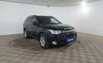 Mitsubishi Outlander 2013 года за 5 490 000 тг. в Шымкент фото 3