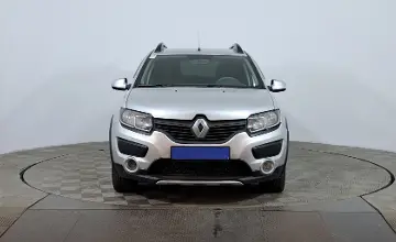 Renault Sandero 2018 года за 3 790 000 тг. в Астана фото 2