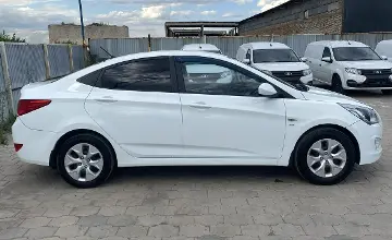 Hyundai Solaris 2015 года за 5 590 000 тг. в Караганда фото 4