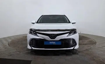 Toyota Camry 2020 года за 13 250 000 тг. в Астана фото 2