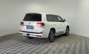 Toyota Land Cruiser 2016 года за 19 990 000 тг. в Алматы
