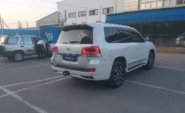 Toyota Land Cruiser 2016 года за 19 990 000 тг. в Алматы фото 3