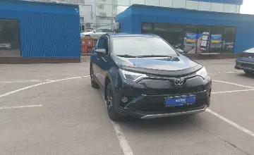Toyota RAV4 2018 года за 10 990 000 тг. в Алматы фото 2