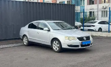 Volkswagen Passat 2005 года за 1 990 000 тг. в Алматы фото 3