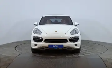 Porsche Cayenne 2011 года за 14 190 000 тг. в Астана фото 2