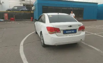 Chevrolet Cruze 2012 года за 2 290 000 тг. в Алматы фото 4