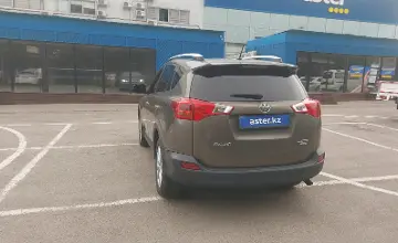 Toyota RAV4 2014 года за 8 500 000 тг. в Алматы фото 4