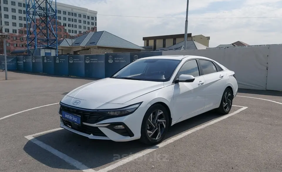 2024 Hyundai Elantra