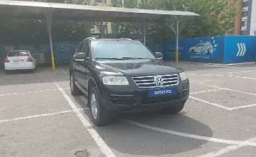 Volkswagen Touareg 2005 года за 2 650 000 тг. в Алматы фото 2