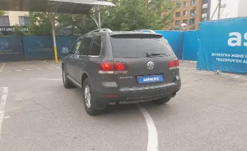 Volkswagen Touareg 2007 года за 5 190 000 тг. в Алматы фото 4