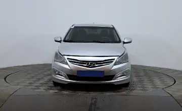 Hyundai Solaris 2015 года за 3 990 000 тг. в Астана фото 2