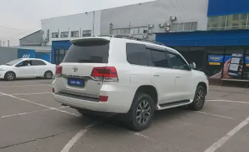 Toyota Land Cruiser 2019 года за 32 000 000 тг. в Алматы фото 3