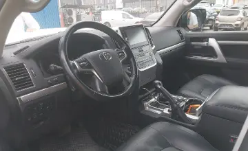 Toyota Land Cruiser 2019 года за 32 000 000 тг. в Алматы фото 5