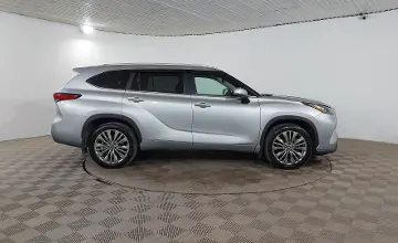 Toyota Highlander 2022 года за 17 690 000 тг. в Шымкент фото 4