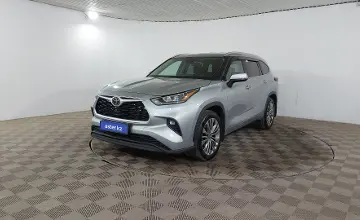 Toyota Highlander 2022 года за 17 690 000 тг. в Шымкент фото 1