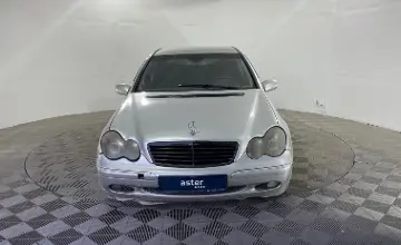 Mercedes-Benz C-Класс 2003 года за 1 390 000 тг. в Павлодар фото 2
