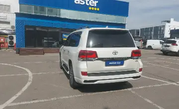 Toyota Land Cruiser 2017 года за 33 160 000 тг. в Алматы фото 4