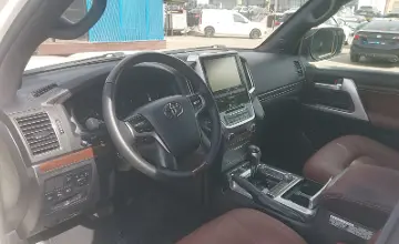 Toyota Land Cruiser 2017 года за 33 160 000 тг. в Алматы фото 5