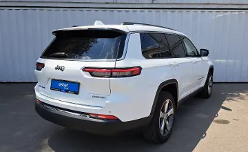 Jeep Grand Cherokee 2021 года за 23 200 000 тг. в Алматы