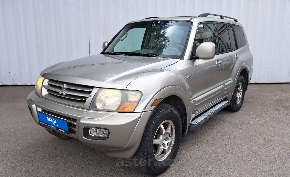 2002 Mitsubishi Montero