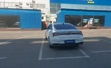 Hyundai Elantra 2022 года за 6 250 000 тг. в Алматы фото 4