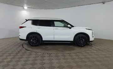 Mitsubishi Outlander 2022 года за 11 390 000 тг. в Шымкент фото 4