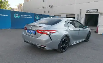 Toyota Camry 2020 года за 10 490 000 тг. в Шымкент фото 3