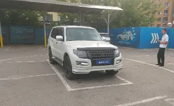 Mitsubishi Pajero 2019 года за 15 800 000 тг. в Алматы фото 2