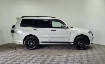 Mitsubishi Pajero 2019 года за 15 800 000 тг. в Алматы фото 4