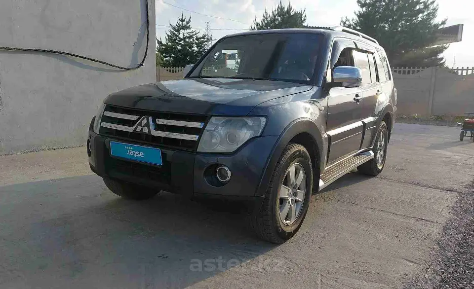 2008 Mitsubishi Pajero