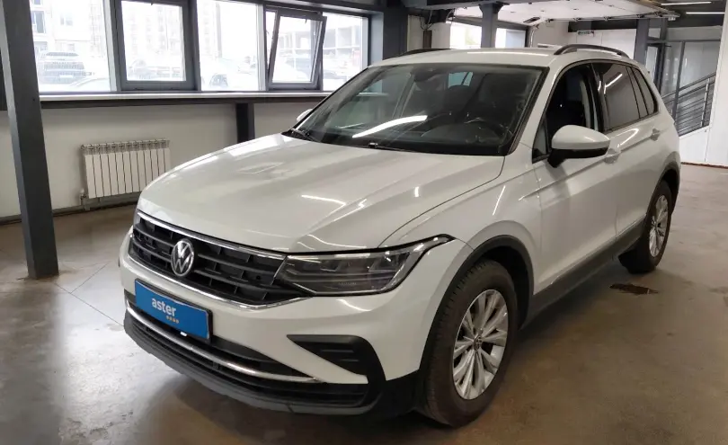 Volkswagen Tiguan 2021 года за 9 190 000 тг. в Астана