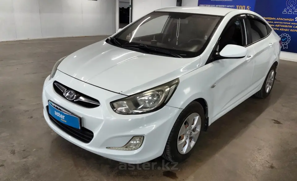 2013 Hyundai Solaris