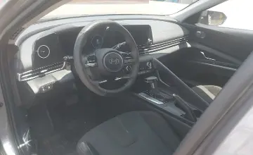 Hyundai Elantra 2023 года за 7 900 000 тг. в Алматы фото 5