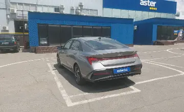 Hyundai Elantra 2023 года за 7 900 000 тг. в Алматы фото 4
