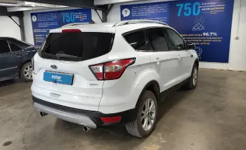 Ford Kuga 2017 года за 5 800 000 тг. в Астана фото 3