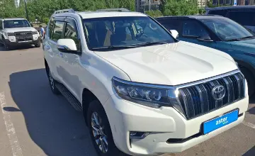 Toyota Land Cruiser Prado 2018 года за 24 000 000 тг. в Астана фото 3