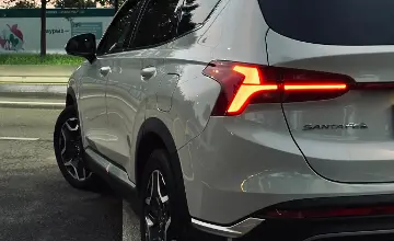 Hyundai Santa Fe 2023 года за 18 800 000 тг. в Алматы