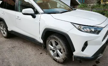 Toyota RAV4 2021 года за 14 000 000 тг. в Астана фото 2