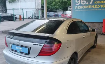 Mercedes-Benz C-Класс 2001 года за 2 500 000 тг. в Алматы