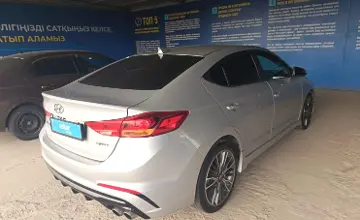 Hyundai Elantra 2017 года за 5 200 000 тг. в Алматы
