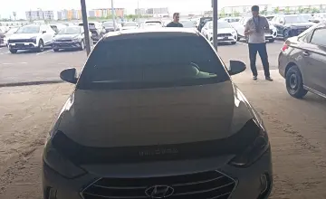 Hyundai Elantra 2017 года за 5 200 000 тг. в Алматы фото 2