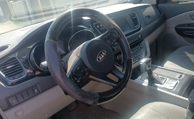 Kia Carnival 2018 года за 9 000 000 тг. в Алматы фото 5
