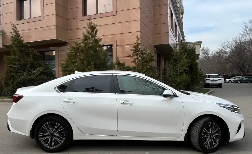 Kia Cerato 2022 года за 9 200 000 тг. в Алматы фото 2