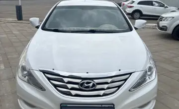 Hyundai Sonata 2012 года за 5 000 000 тг. в Уральск фото 2