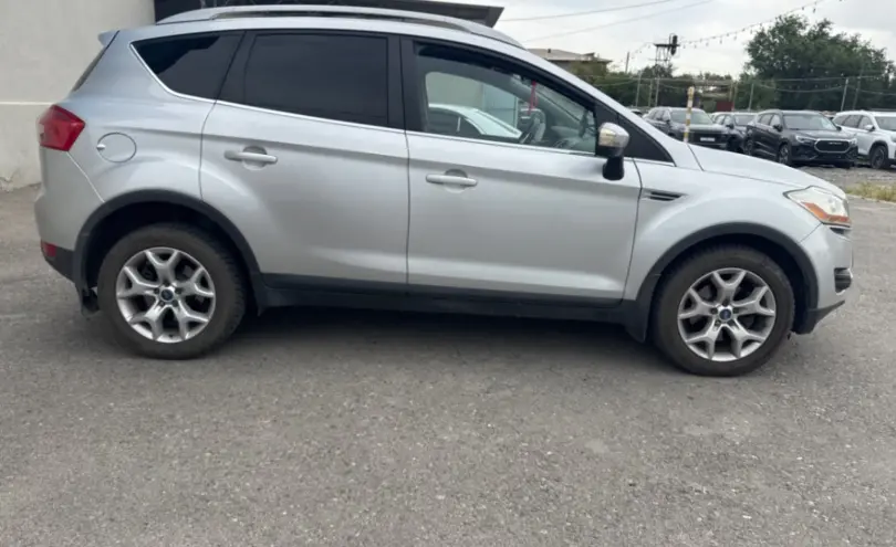 Ford Kuga 2012 года за 3 500 000 тг. в Тараз фото 4